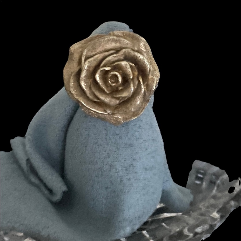 Gorgeous QVC Flower Ring Marked JCM 925